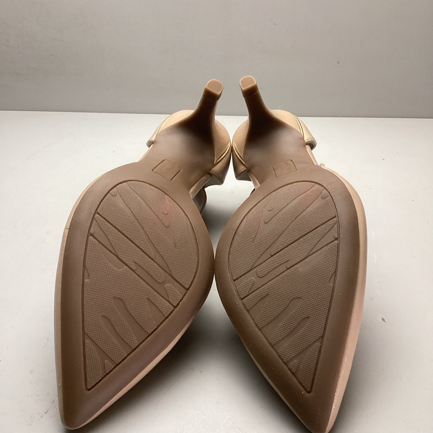 New Anne Klein fabulist pump Heels Size 8M Tan Ankle Strap