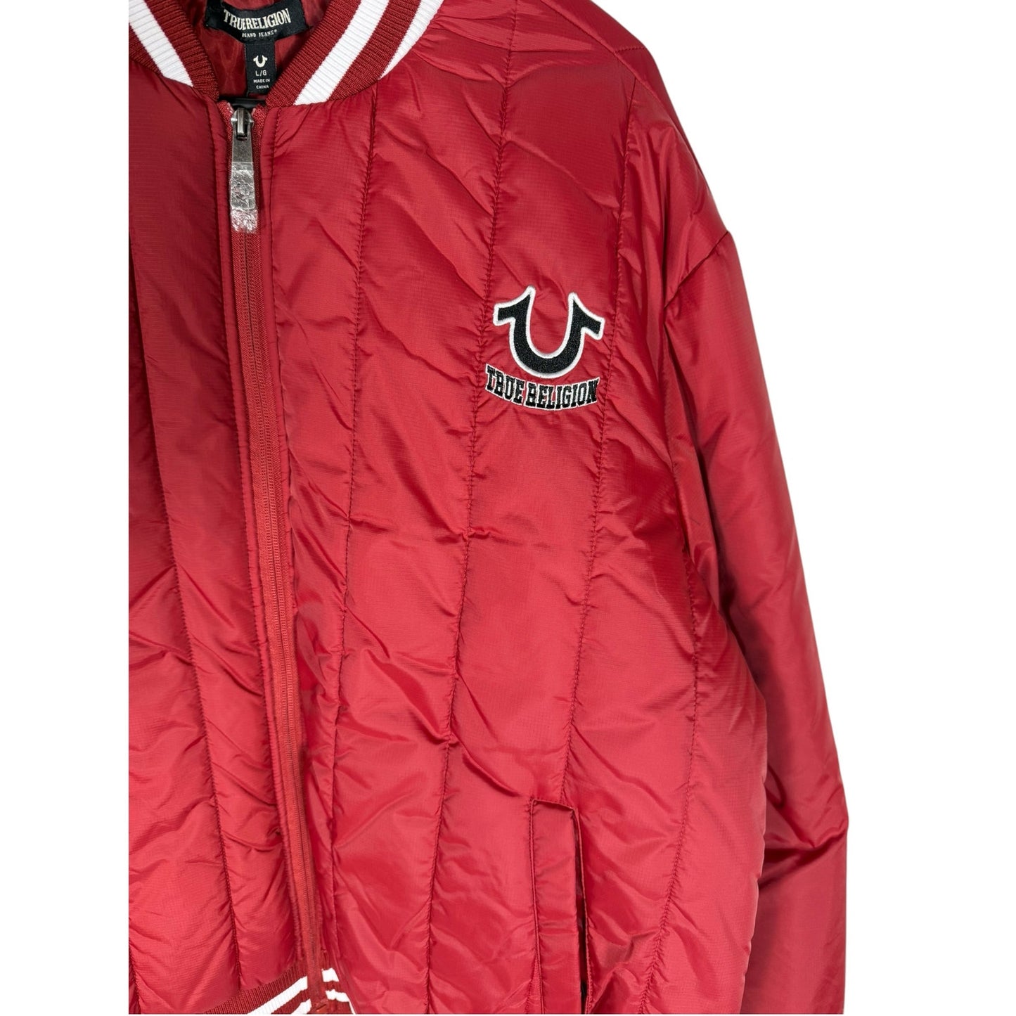 NWT Men's True Religion Red Dahlia Vertical Quilted Full Zip Jacket Size Large