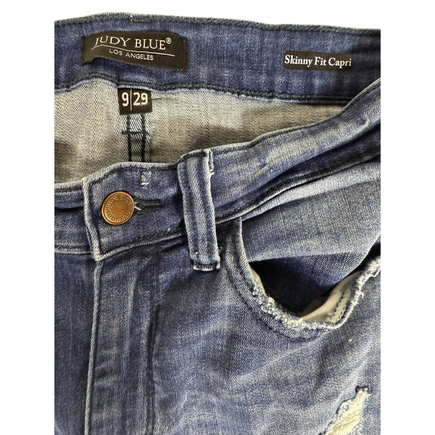 Judy Blue Capris Women's Size 9 Distressed Skinny Fit Capris