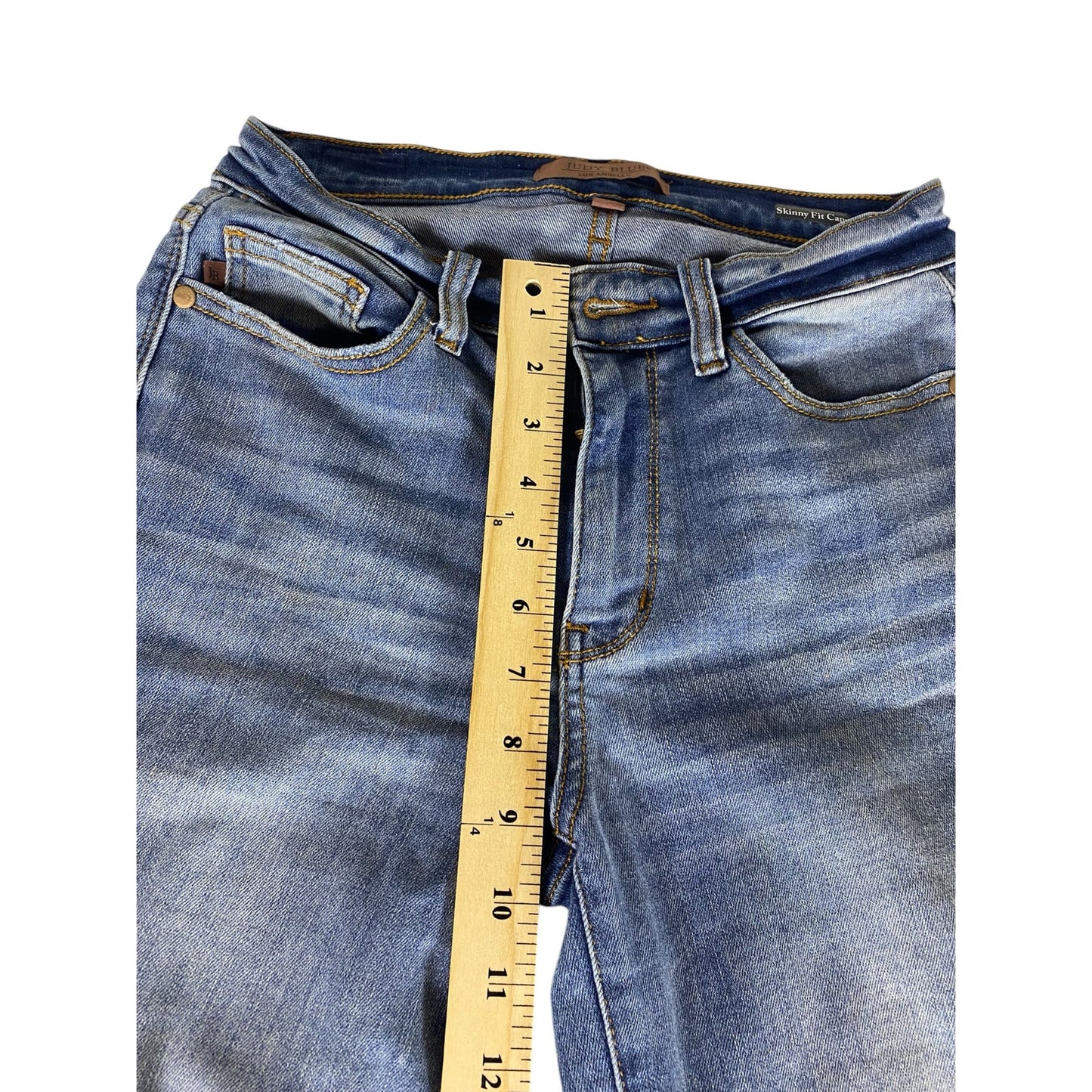 Women's Judy Blue Skinny Fit Capri Jeans Size 5 / 27
