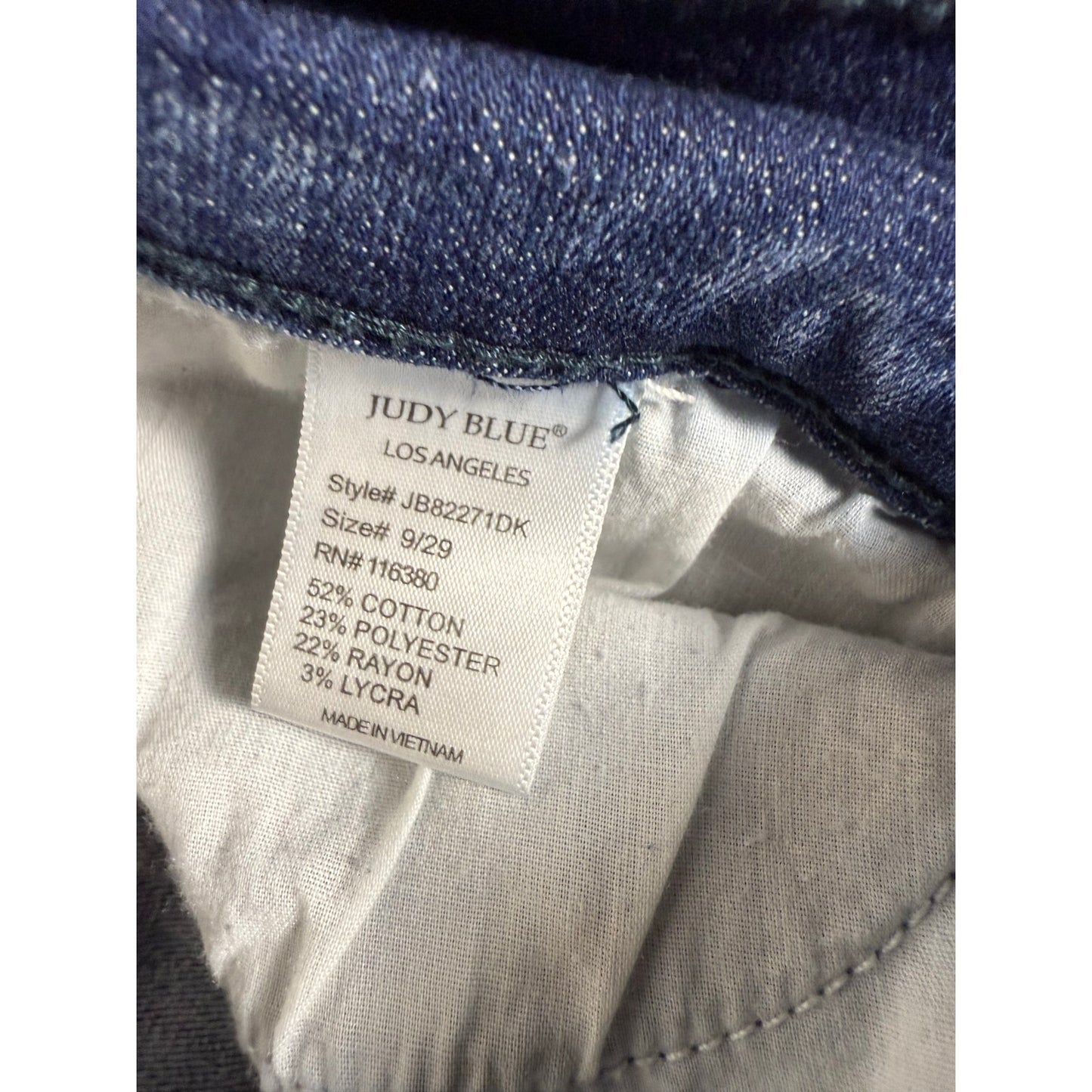 Judy Blue Capris Women's Size 9 Distressed Skinny Fit Capris