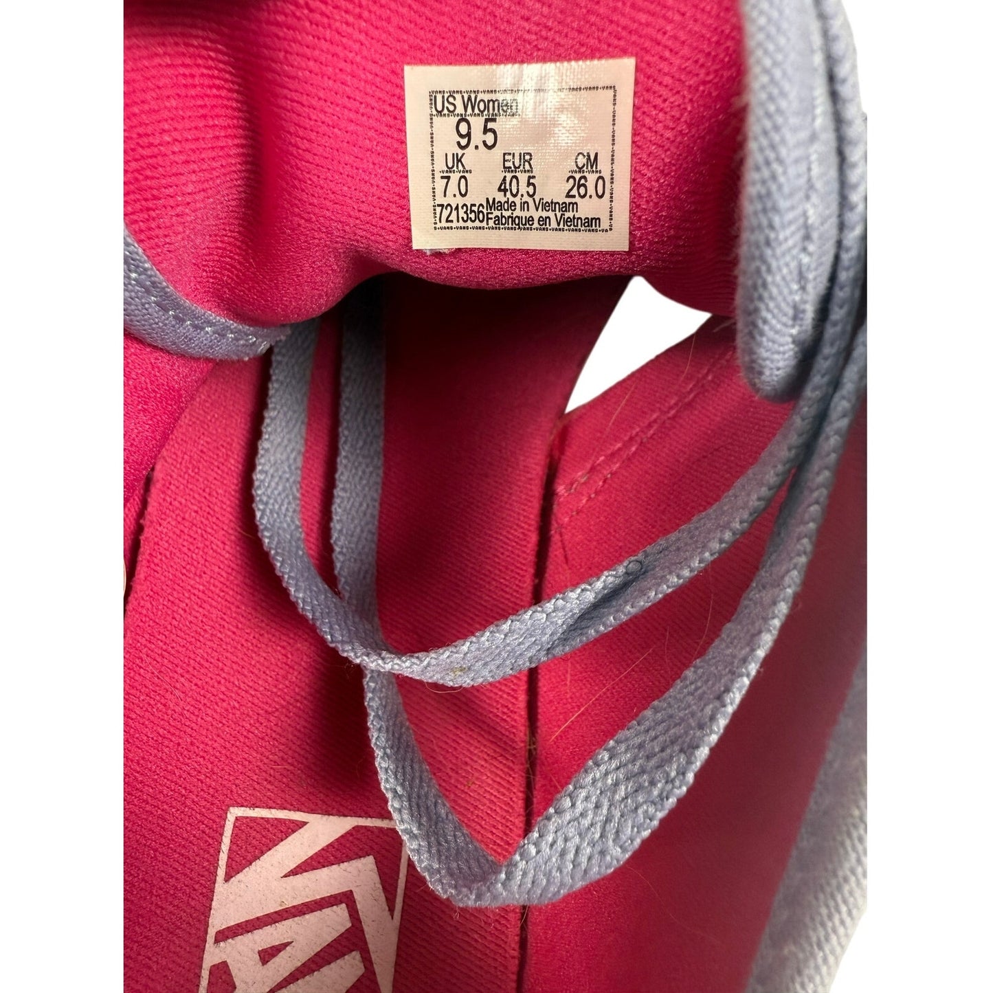 Women's Size 9.5 Vans Sneaker Camden Lace Up Low Top light Purple rainbow