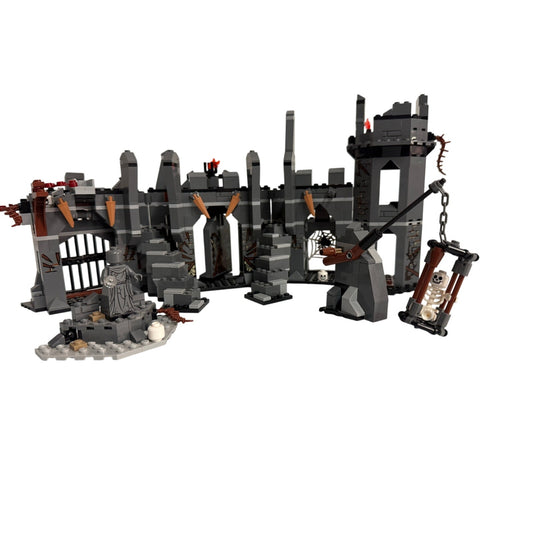 LEGO The Hobbit The Dol Guldur Battle (79014) 99%complete Build only no minifigs