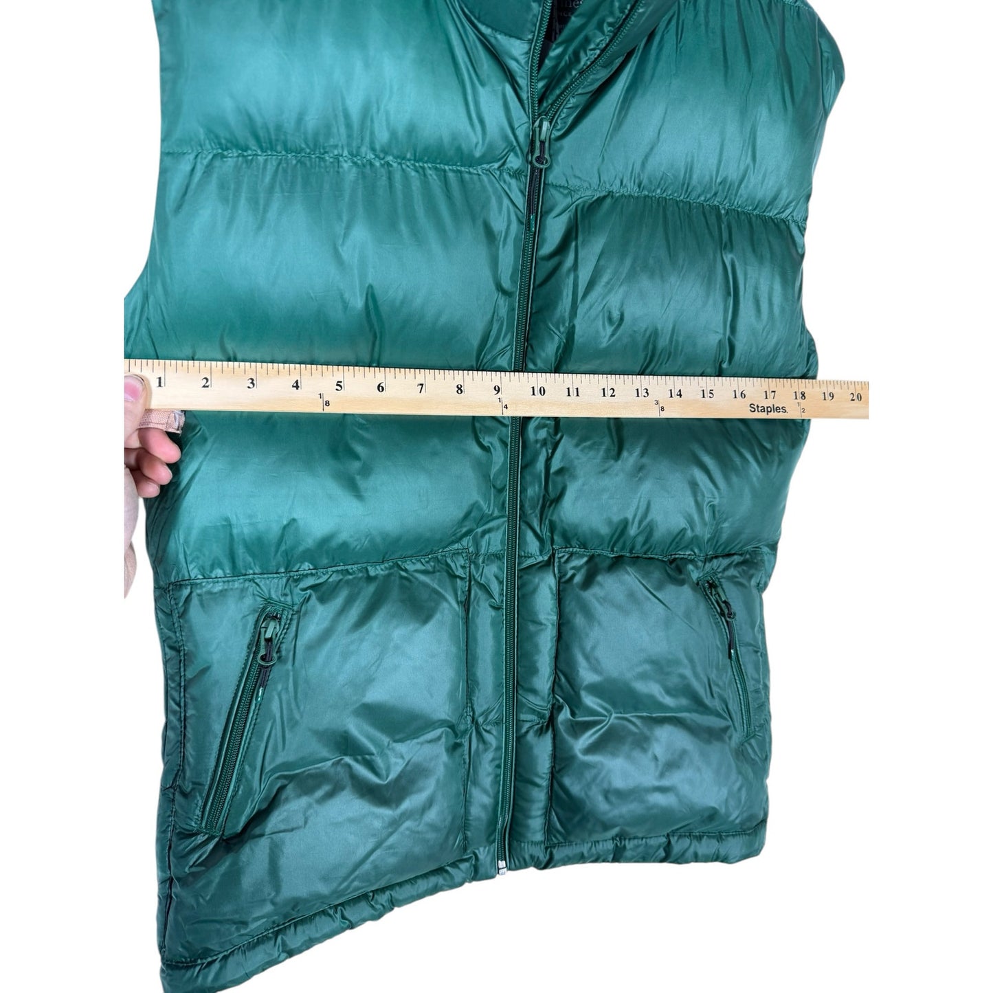 NWT Vineyard Vines Men's Oversized Puffer Vest Green XXS originally $248