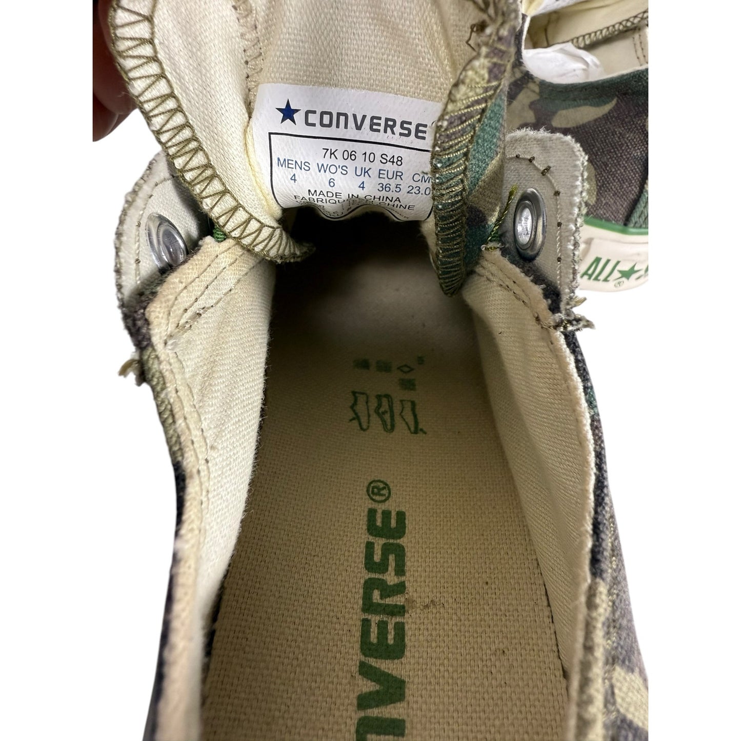 Converse All Star Slip on Womens Shoes Camo Size 6