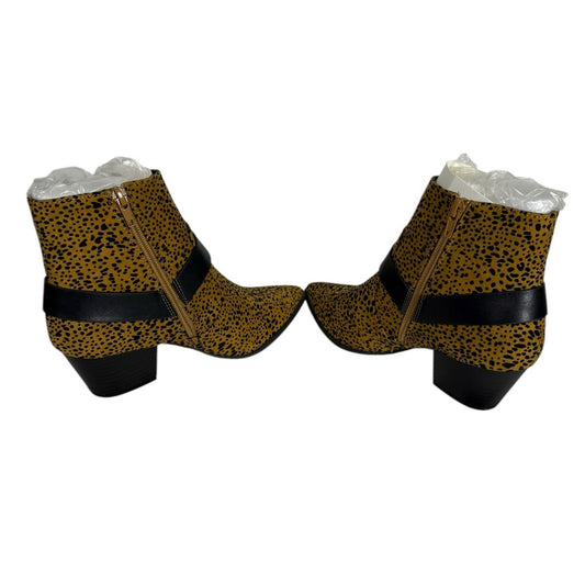 NWOT Qupid ankle boots Women's Size 6.5 Cheetah Print casual Work