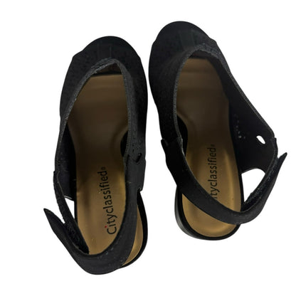 Women's Classified Ankle Bootie Women's size 7.5 Black Slingback chunky