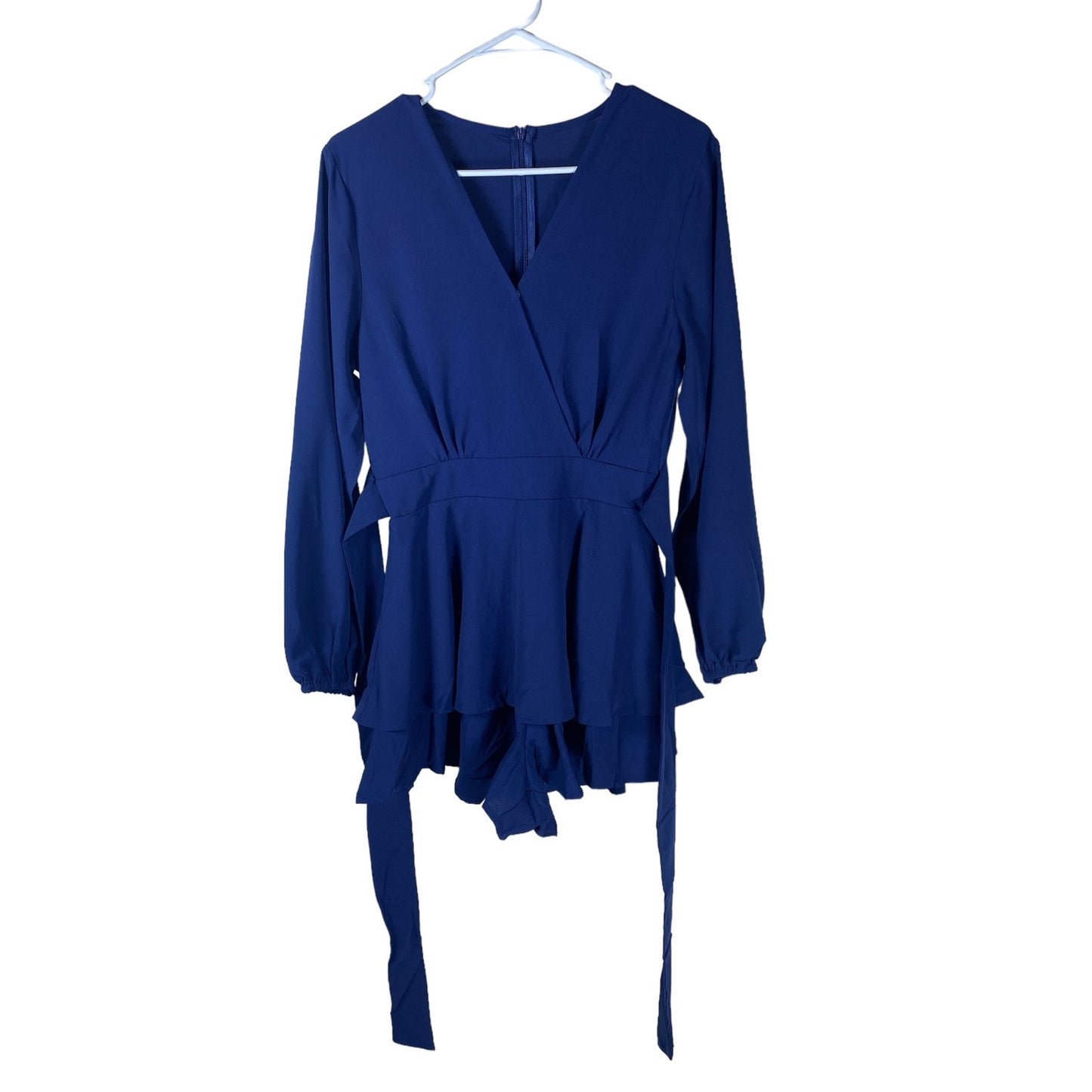 New Women’s Romper one piece V-cut Navy size Small