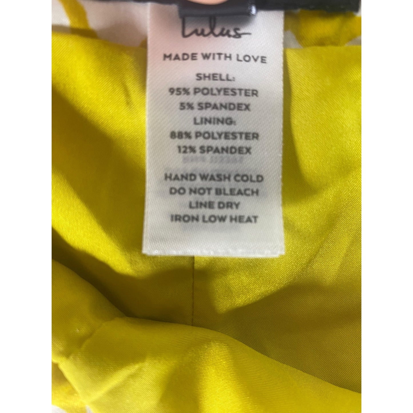 Lulu’s Yellow Animal Print Satin Wide-Leg Side Slit Pants Size Small